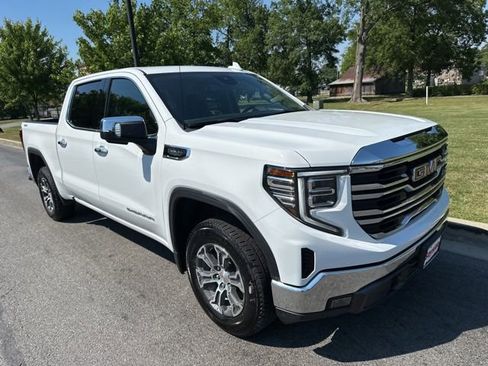 Used 2025 GMC Sierra 1500 SLT AWD/4WD image 24