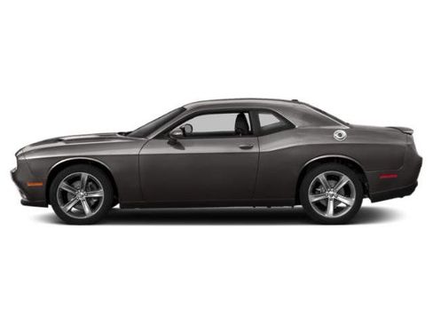 Used 2018 Dodge Challenger R/T Plus RWD image 4