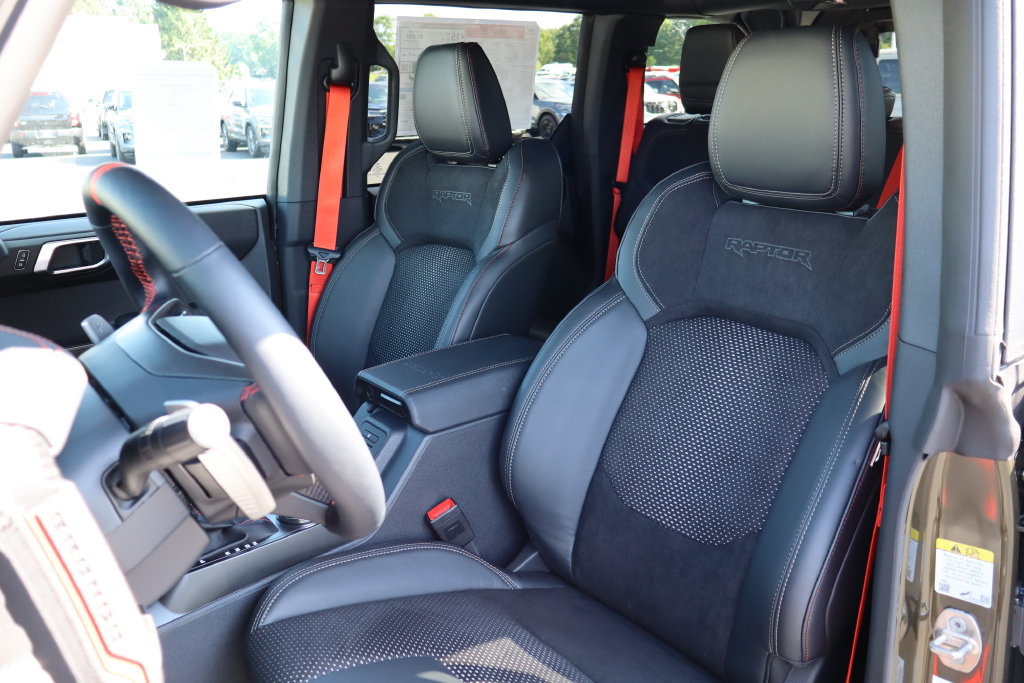 New 2026 Ford Bronco Raptor w/ Interior Carbon Fiber Pack AWD/4WD image 5