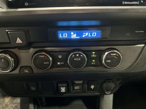 Used 2021 Toyota Tacoma TRD Off-Road w/ Blackout Package (TMS) AWD/4WD image 21