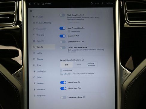 Used 2017 Tesla Model S 75 image 26