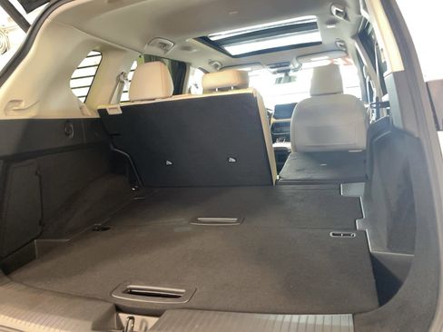 Used 2023 Nissan Rogue SL w/ SL Premium Package image 13