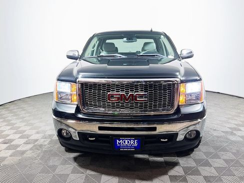 Used 2012 GMC Sierra 1500 SLT w/ Chrome Essentials Package AWD/4WD image 2