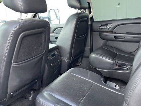 Used 2013 GMC Yukon XL 2500 SLT image 15