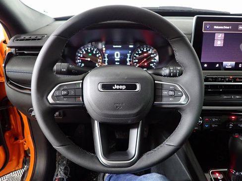 New 2026 Jeep Compass Latitude AWD/4WD image 21