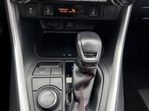 Used 2022 Toyota RAV4 XSE w/ Weather Package image 25