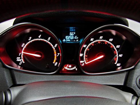 Used 2017 Ford Fiesta ST image 15