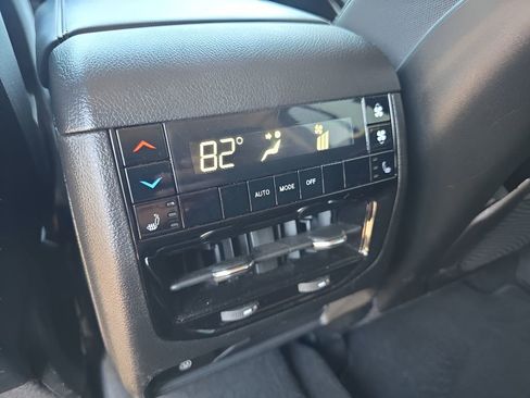 Used 2021 Jeep Grand Cherokee L Limited image 21