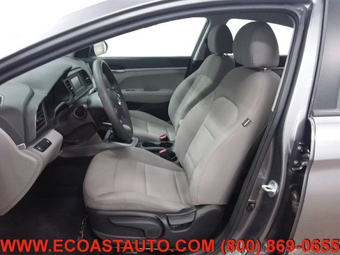 Used 2019 Hyundai Elantra SE image 10