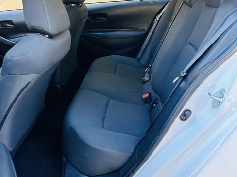 Used 2022 Toyota Corolla LE image 15