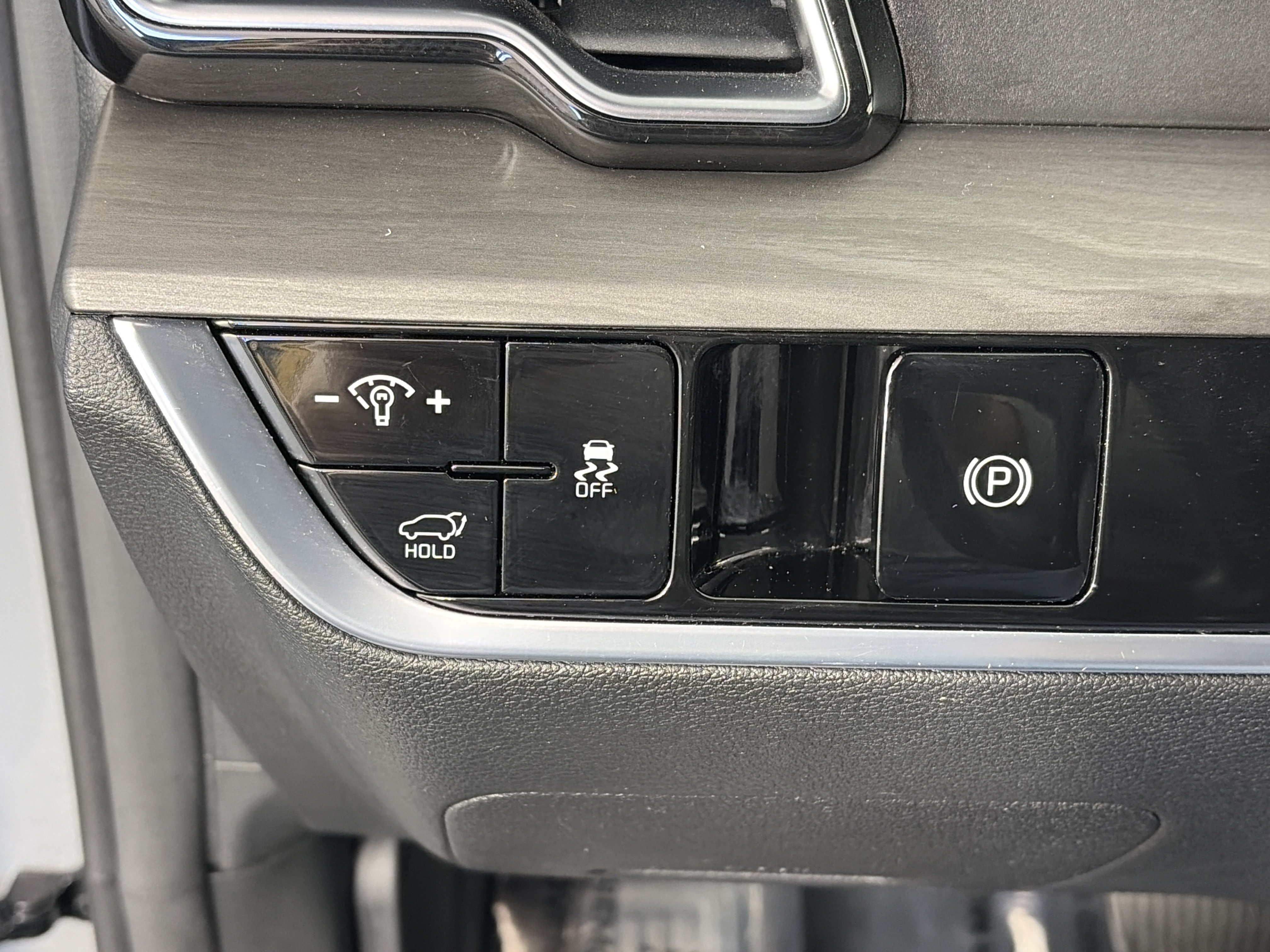 Certified 2024 Kia Sportage X-Line w/ X-Line Premium Package AWD/4WD image 30