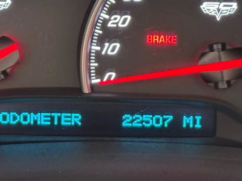 Used 2013 Chevrolet Corvette Grand Sport w/ 4LT Preferred Equipment Group RWD image 15