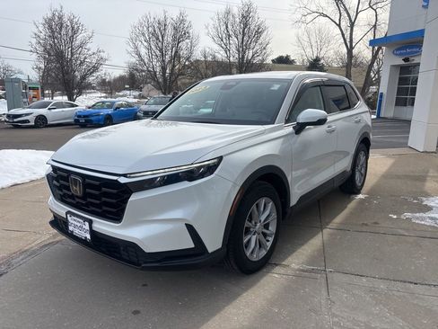 Used 2023 Honda CR-V EX-L image 3