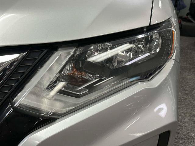 Used 2019 Nissan Rogue SV AWD/4WD image 7