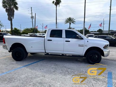 Used 2017 RAM 3500 Tradesman w/ Chrome Appearance Group AWD/4WD image 5