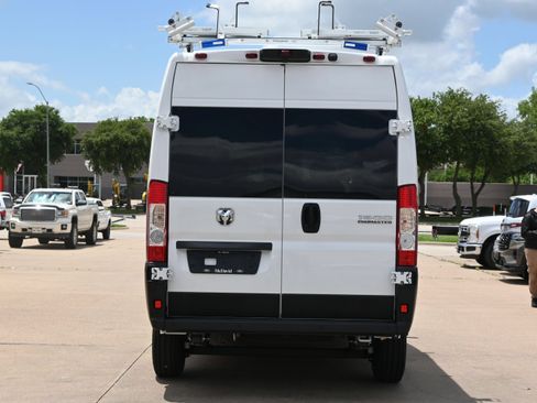 Used 2025 RAM ProMaster 1500 w/ Quick Order Package 22G SLT FWD image 5