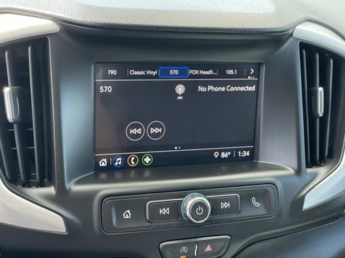 Used 2023 GMC Terrain SLE w/ Driver Convenience Package image 15