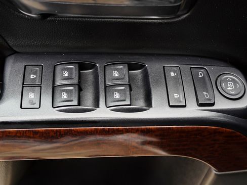 Used 2016 GMC Sierra 2500 SLE w/ SLE Preferred Package AWD/4WD image 19