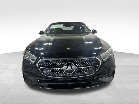 New 2026 Mercedes-Benz E 350 4MATIC Sedan image 2