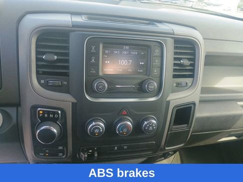 Used 2018 RAM 1500 Express w/ Express Value Package AWD/4WD image 16