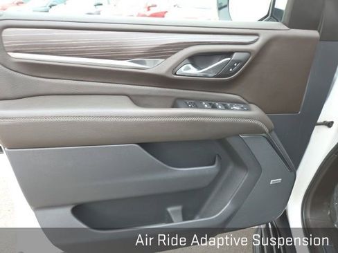 Used 2023 GMC Yukon XL Denali w/ Max Trailering Package image 38