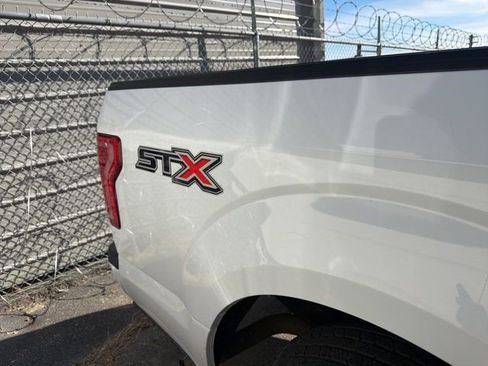 Used 2017 Ford F150 XL w/ Equipment Group 101A Mid RWD image 12