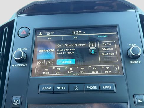 Certified 2025 Subaru Crosstrek 2.0i w/ Crosstrek Mirror Package image 28