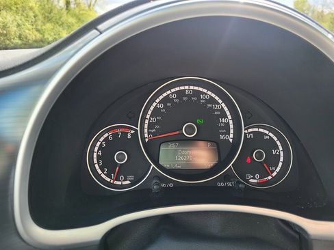 Used 2016 Volkswagen Beetle 1.8T Denim FWD image 15