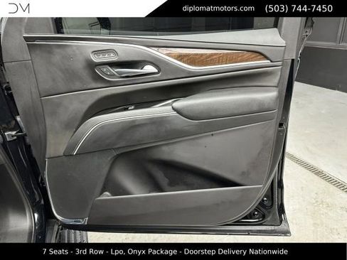 Used 2023 Cadillac Escalade ESV Sport Platinum w/ LPO, ONYX Package AWD/4WD image 30