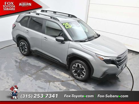 Certified 2025 Subaru Forester Premium image 27