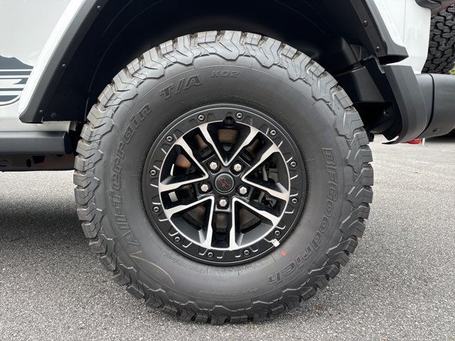 New 2026 Jeep Wrangler Unlimited Rubicon w/ Rockslide Package AWD/4WD image 19
