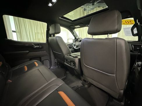 Certified 2023 GMC Sierra 1500 AT4 w/ AT4 Premium Package image 23