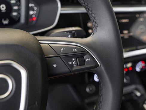 Certified 2025 Audi Q3 2.0T Premium w/ Convenience Package image 14