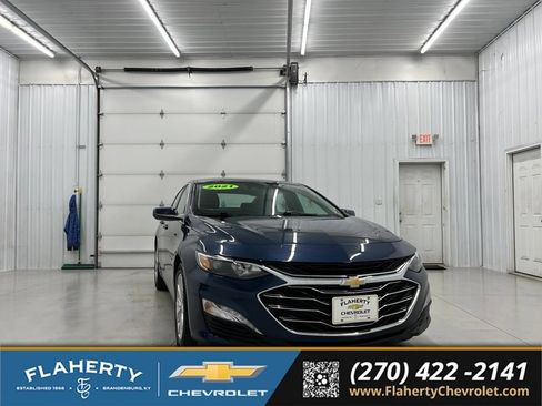 Used 2021 Chevrolet Malibu LT FWD image 1