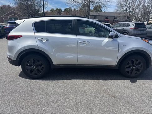 Used 2020 Kia Sportage S w/ S Sunroof Package AWD/4WD image 7