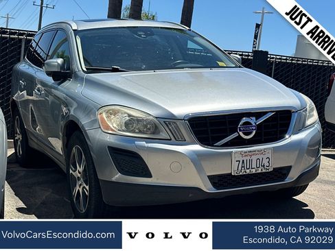 Used 2013 Volvo XC60 T6 AWD/4WD image 1