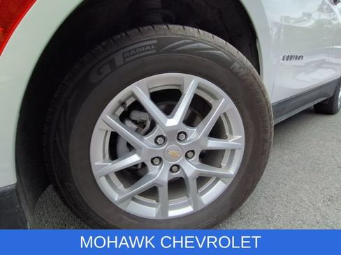 Used 2022 Chevrolet Equinox LT AWD/4WD image 8