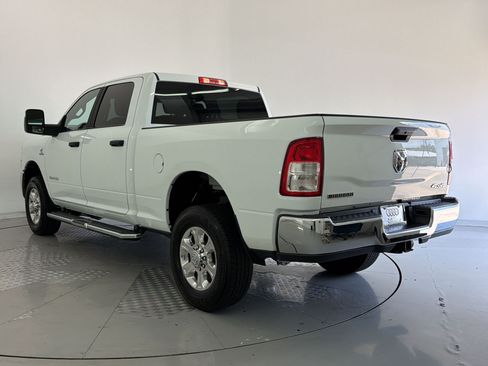 Used 2024 RAM 2500 Big Horn AWD/4WD image 3
