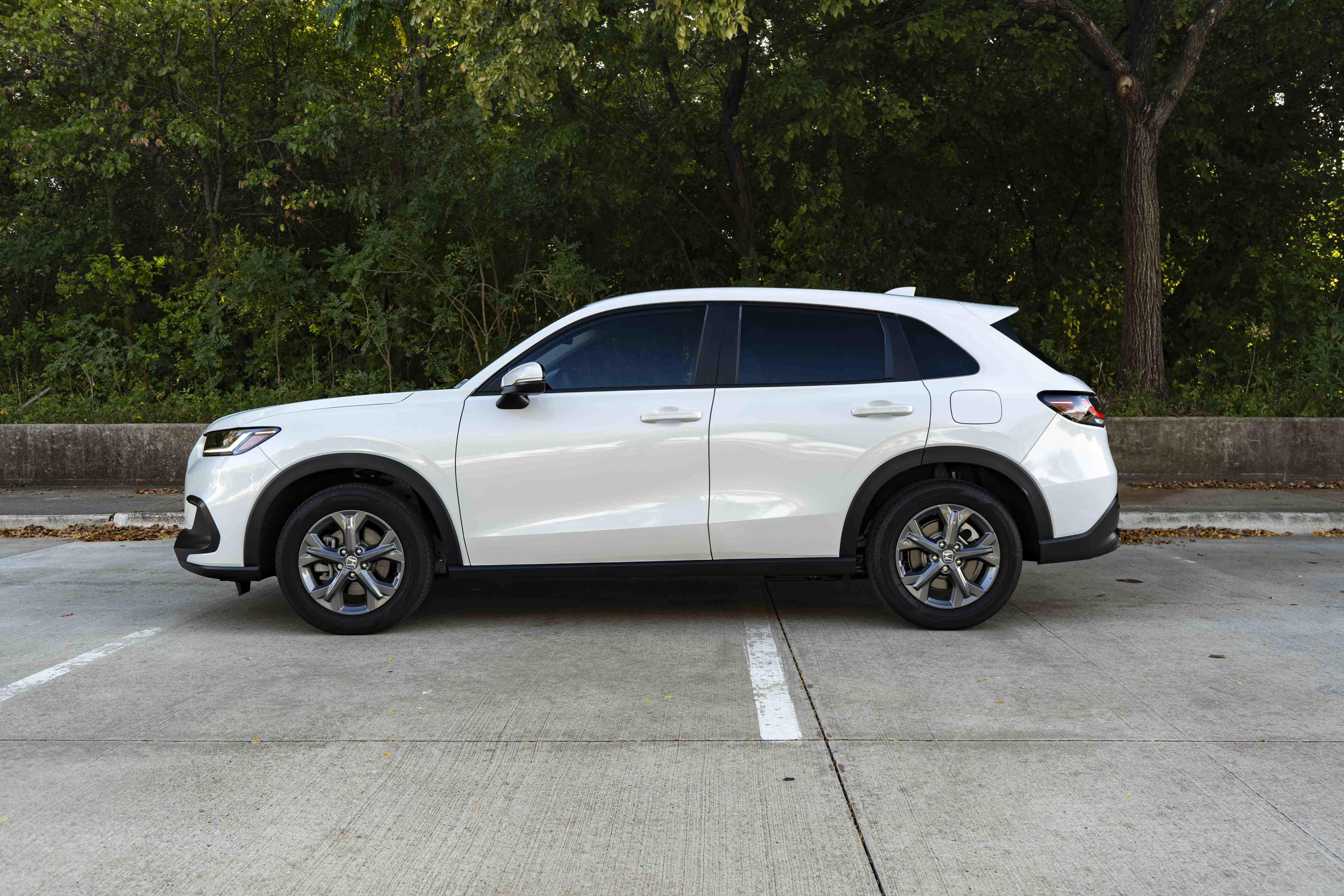 Used 2027 Honda HR-V LX image 6