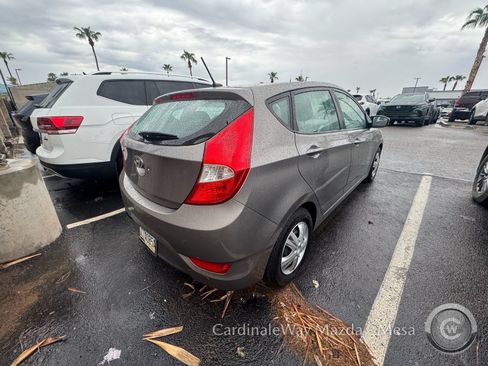 Used 2017 Hyundai Accent SE FWD image 4