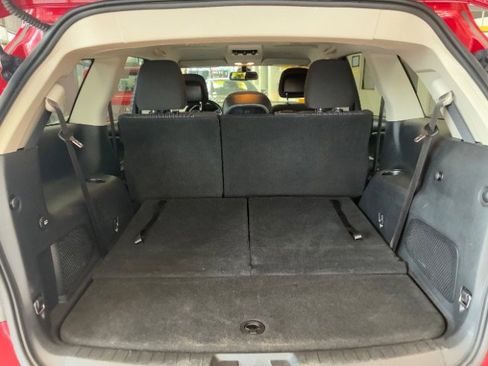 Used 2020 Dodge Journey SE w/ SE Popular Equipment Group image 13