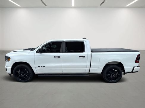 Used 2024 RAM 1500 Laramie AWD/4WD image 3