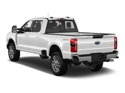 Used 2022 Ford F350 Lariat w/ Lariat Ultimate Package AWD/4WD image 2