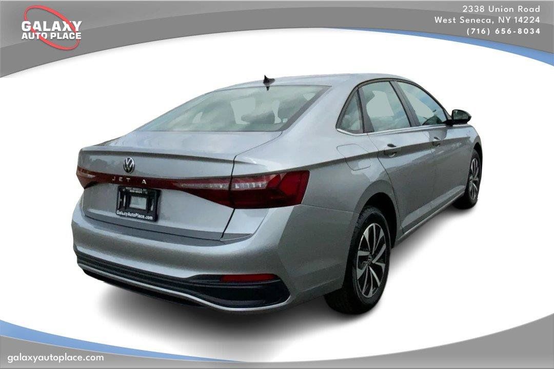 Used 2025 Volkswagen Jetta S FWD image 5