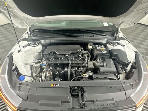 Used 2025 Kia K4 FWD image 31