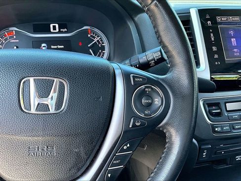 Used 2017 Honda Pilot EX-L image 12
