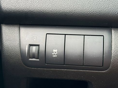 Used 2012 Kia Forte EX image 29