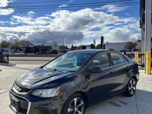 Used 2019 Chevrolet Sonic Premier image 3