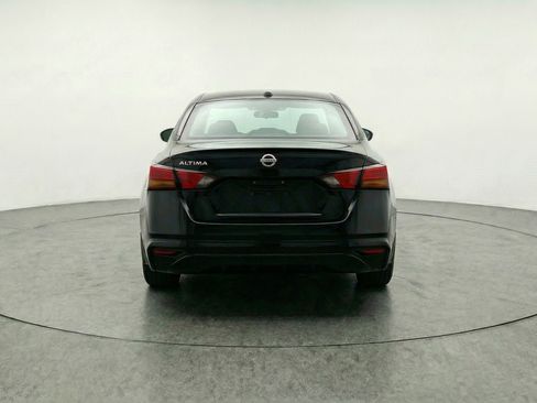 Used 2025 Nissan Altima 2.5 SV image 7