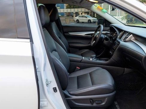 Used 2021 INFINITI QX50 Luxe w/ Cargo Package image 14